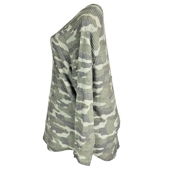 Peace & Pearls XL Green Camouflage Print Waffle Knit Crew Neck Long Sleeve Top - Picture 4 of 6